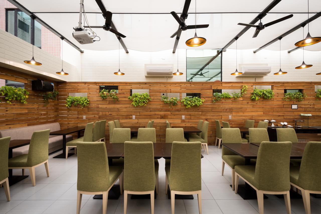 Wemeet Hotel Pingtung Экстерьер фото