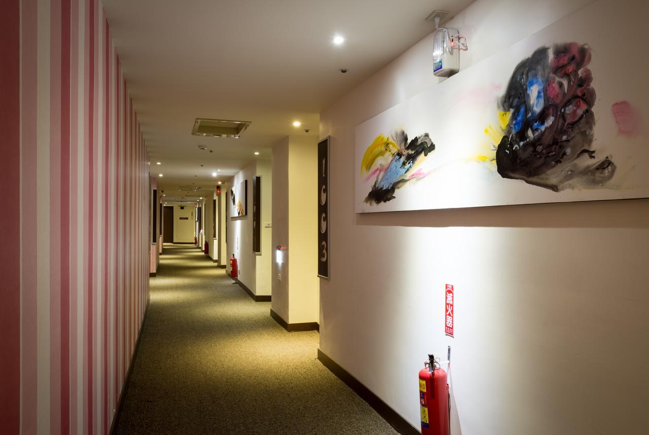 Wemeet Hotel Pingtung Экстерьер фото