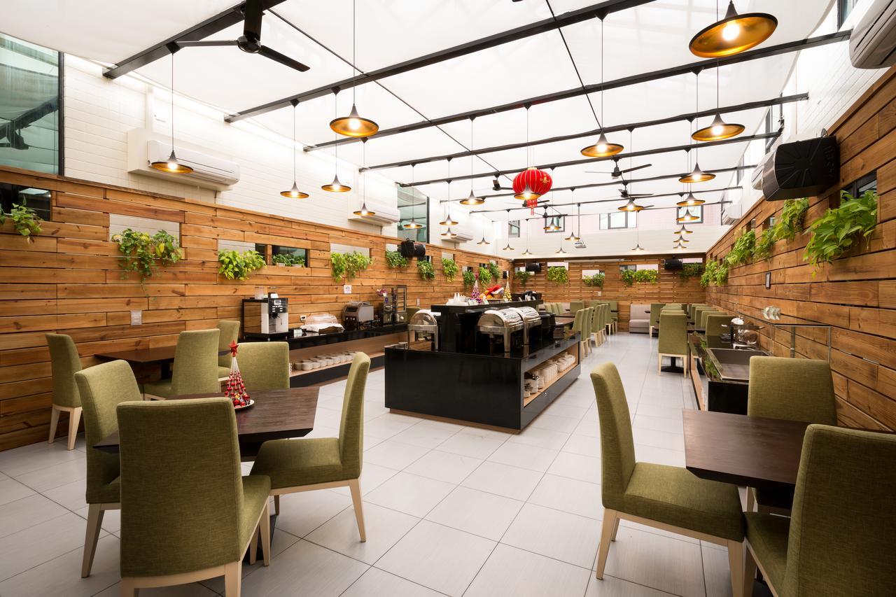 Wemeet Hotel Pingtung Экстерьер фото