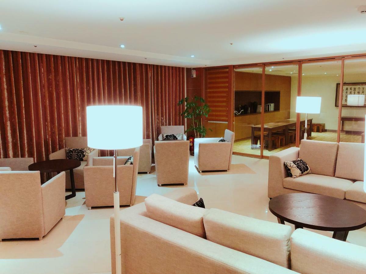 Wemeet Hotel Pingtung Экстерьер фото
