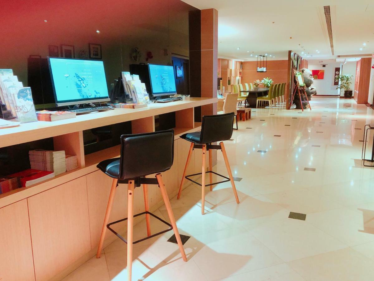 Wemeet Hotel Pingtung Экстерьер фото